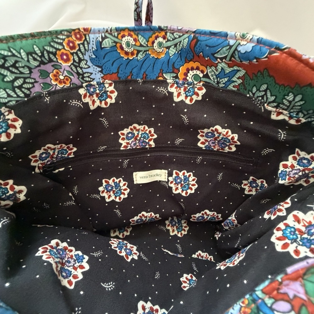 NEW Vera Bradley Astoria Shoulder Bag in Flowers & Feathers Pattern Quilted NWT - Picture 7 of 10
